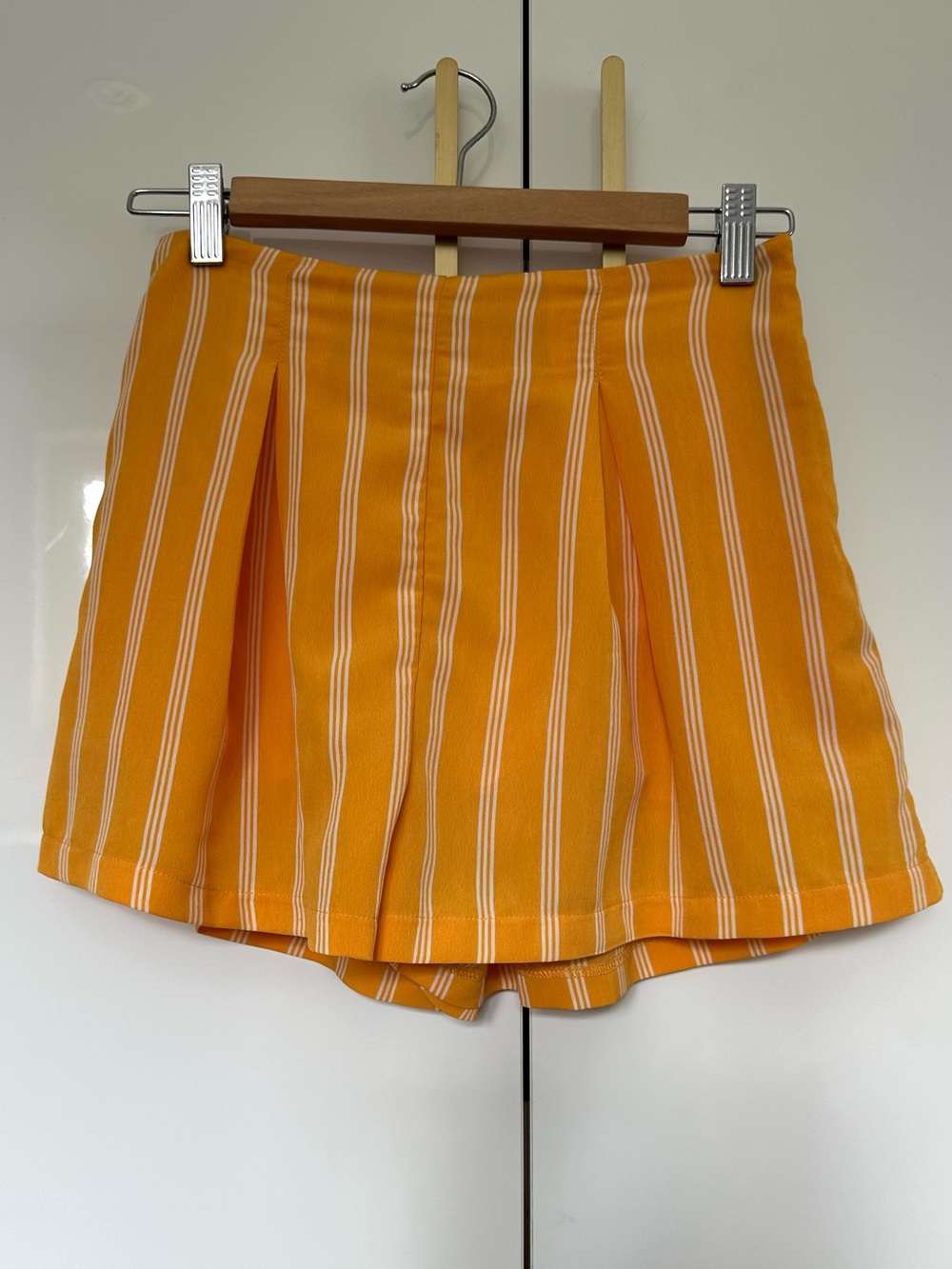 Sage the label yellow Striped Shorts small